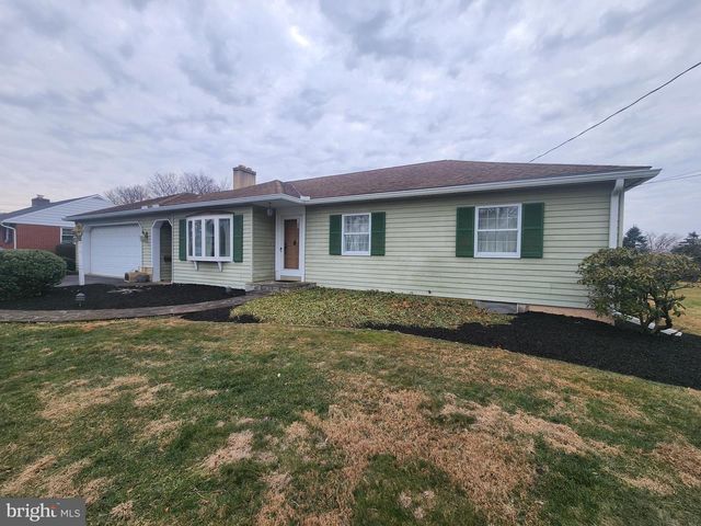 320 CRESTLINE DR, Willow Street, PA 17584