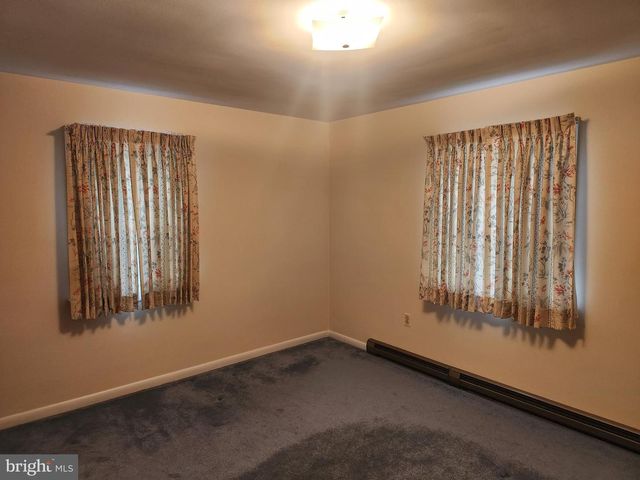 320 CRESTLINE DR, Willow Street, PA 17584