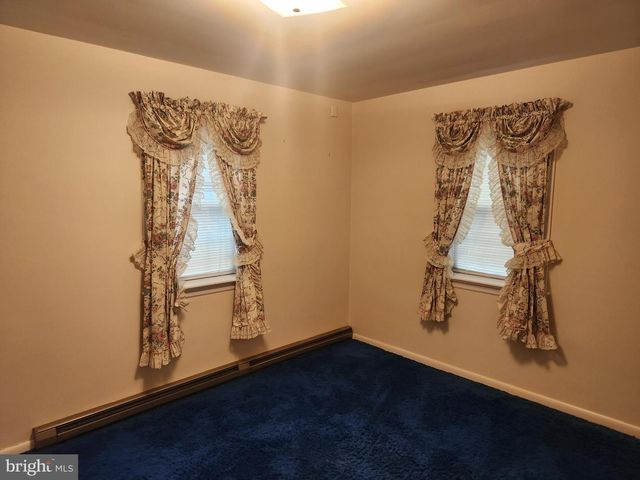 320 CRESTLINE DR, Willow Street, PA 17584