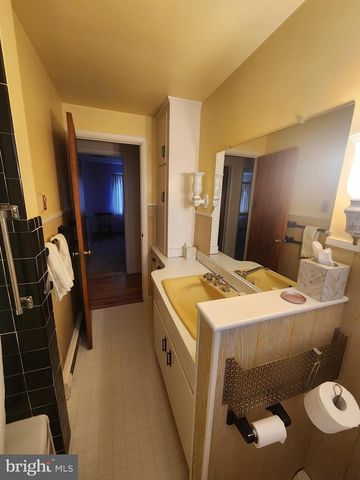 320 CRESTLINE DR, Willow Street, PA 17584