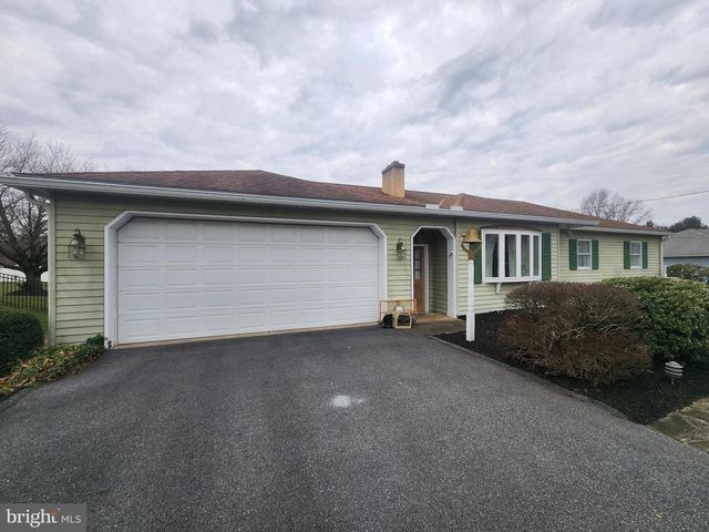 320 CRESTLINE DR, Willow Street, PA 17584