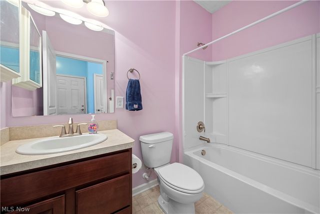 9483 Redington Drive, North Ridgeville, OH 44039