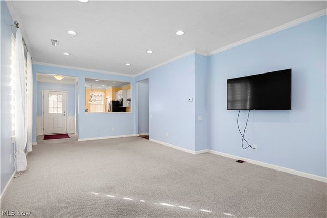 9483 Redington Drive, North Ridgeville, OH 44039