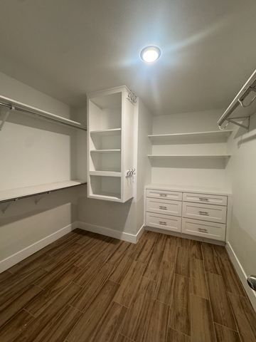 563 Lakeside Drive, Rockwall, TX 75032