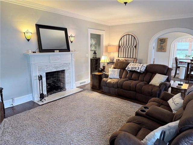 906 N Main Street NW, Conyers, GA 30012