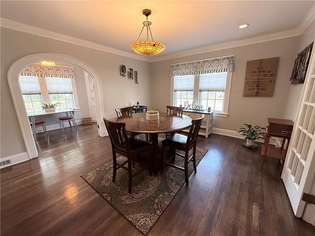 906 N Main Street NW, Conyers, GA 30012