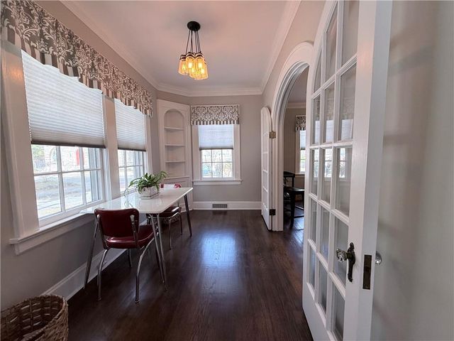 906 N Main Street NW, Conyers, GA 30012