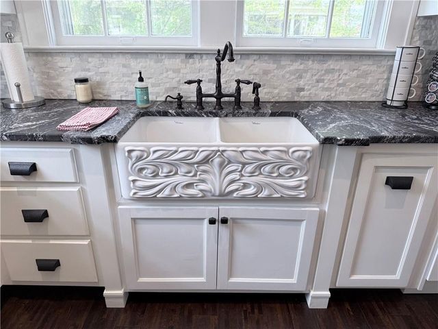 906 N Main Street NW, Conyers, GA 30012