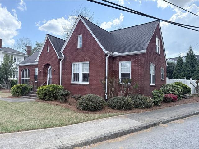 906 N Main Street NW, Conyers, GA 30012