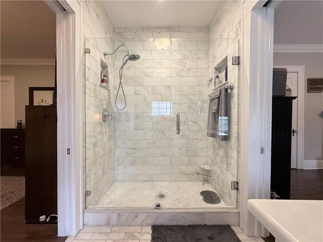 906 N Main Street NW, Conyers, GA 30012