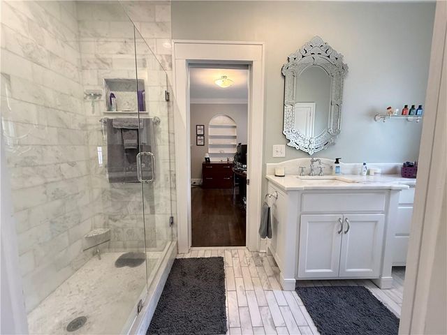 906 N Main Street NW, Conyers, GA 30012