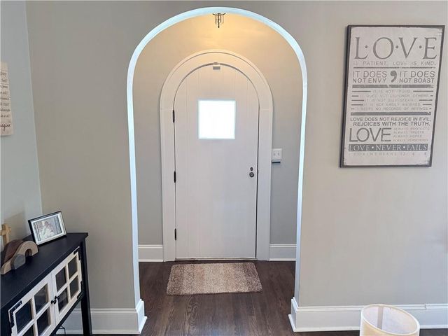 906 N Main Street NW, Conyers, GA 30012