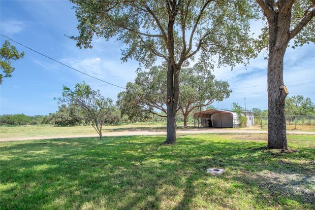 104 Voca, Brady, TX 76825