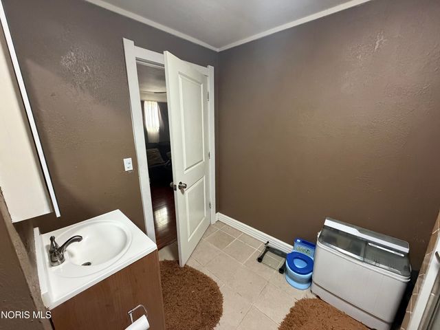 156 Spencer Street, Toledo, OH 43609