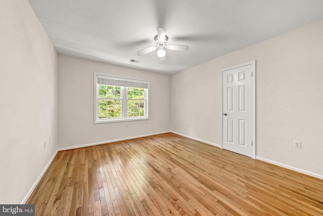 1623 LINWAY PARK DR, Mclean, VA 22101