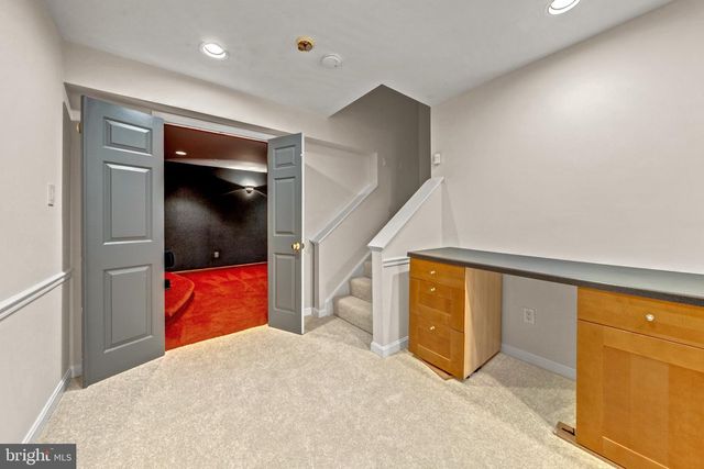 1623 LINWAY PARK DR, Mclean, VA 22101