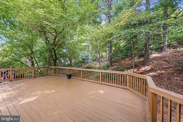 1623 LINWAY PARK DR, Mclean, VA 22101