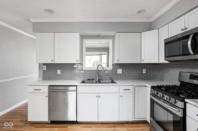 609 Roberta Court, Brownsburg, IN 46112