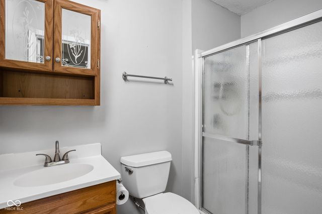 609 Roberta Court, Brownsburg, IN 46112