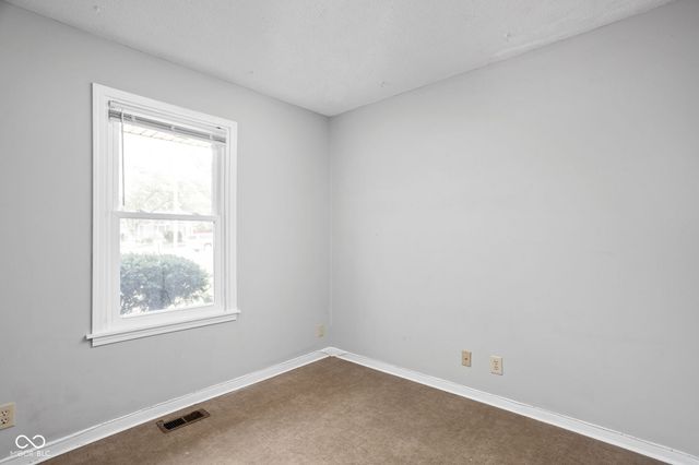 609 Roberta Court, Brownsburg, IN 46112