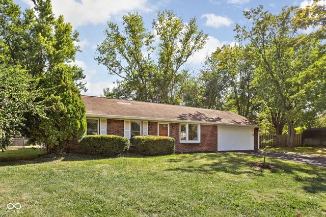 609 Roberta Court, Brownsburg, IN 46112