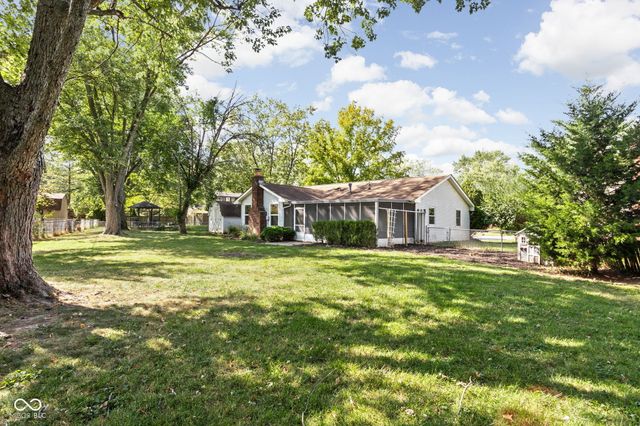 609 Roberta Court, Brownsburg, IN 46112