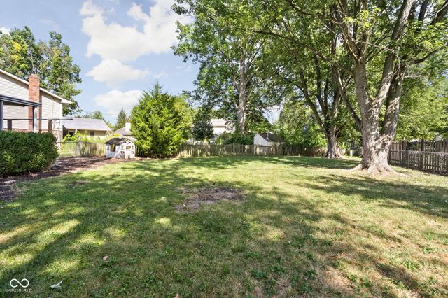 609 Roberta Court, Brownsburg, IN 46112