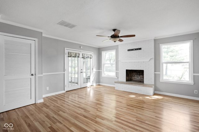 609 Roberta Court, Brownsburg, IN 46112