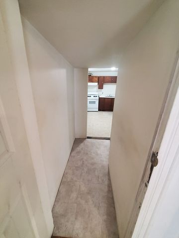 18 Rockville Park 1, Boston, MA 02119