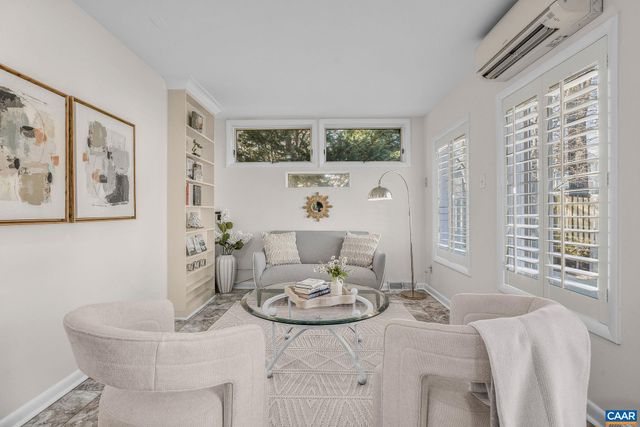 201 PALATINE AVE, Charlottesville, VA 22902