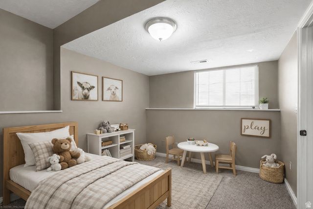 2493 W 1850 N, Clinton, UT 84015