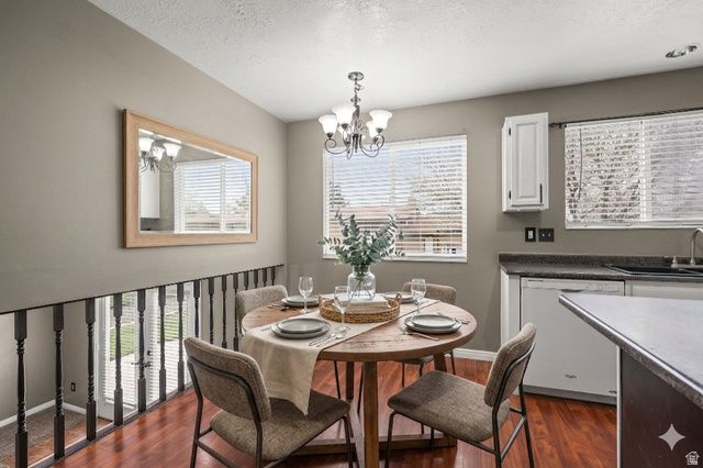 2493 W 1850 N, Clinton, UT 84015