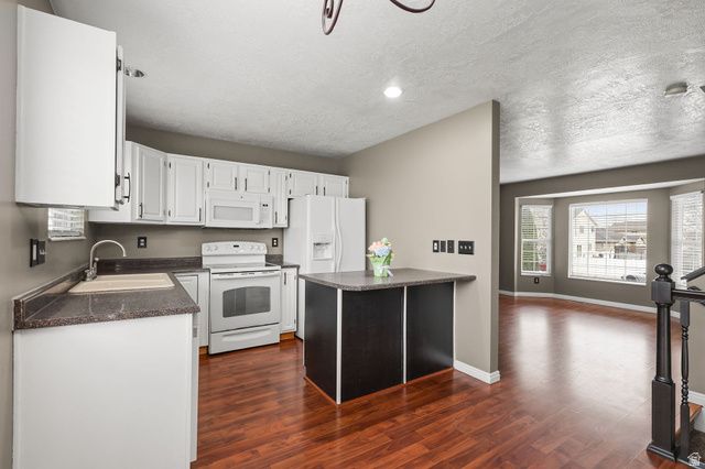 2493 W 1850 N, Clinton, UT 84015