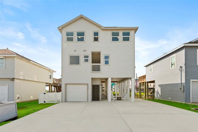 16710 Tahiti Way, Jamaica Beach, TX 77554