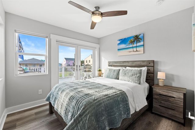 16710 Tahiti Way, Jamaica Beach, TX 77554