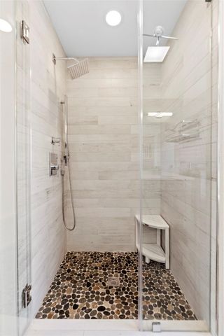 16710 Tahiti Way, Jamaica Beach, TX 77554