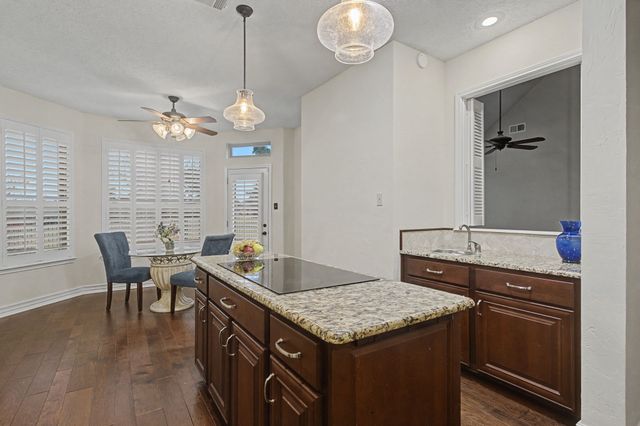 2705 Wind Ridge, Mckinney, TX 75072