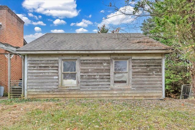 68 Old Sawmill Road RD, Blue Ridge, VA 24064