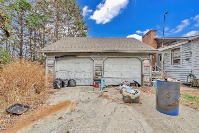 68 Old Sawmill Road RD, Blue Ridge, VA 24064