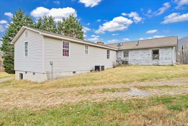 68 Old Sawmill Road RD, Blue Ridge, VA 24064