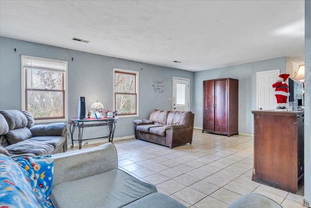 68 Old Sawmill Road RD, Blue Ridge, VA 24064