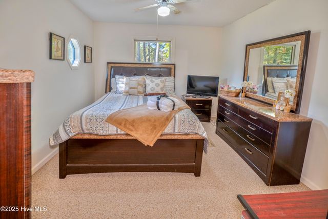 243 Pirate Cove Way, Hertford, NC 27944