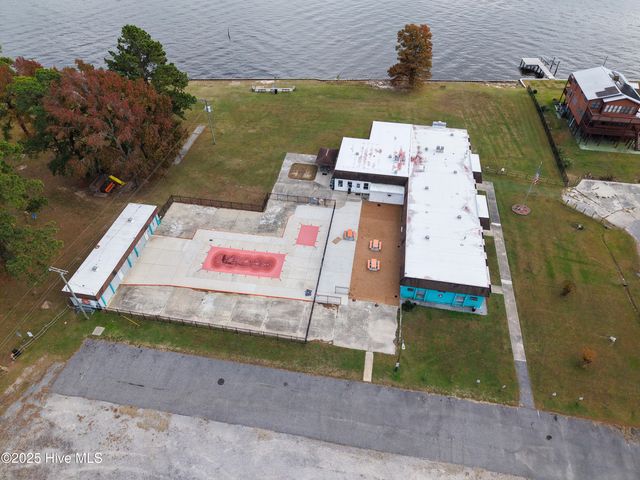 243 Pirate Cove Way, Hertford, NC 27944