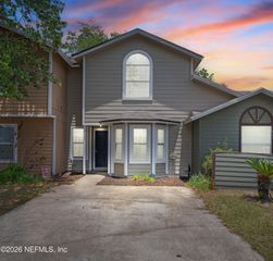 12067 COBBLEWOOD Lane N, Jacksonville, FL 32225