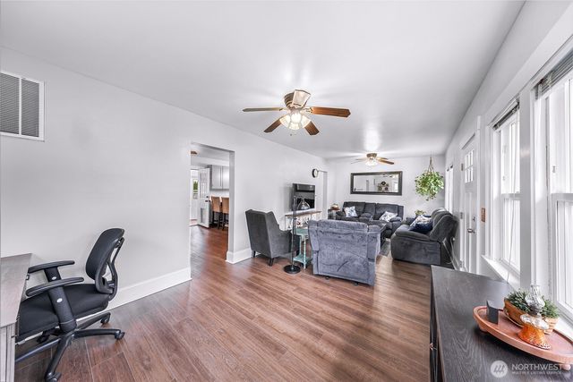 6981 Hannegan Road, Lynden, WA 98264