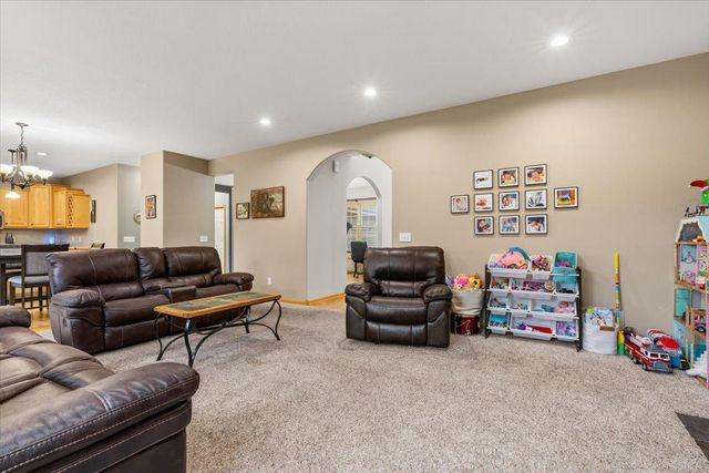 22619 Zion Parkway NW, Bethel, MN 55005