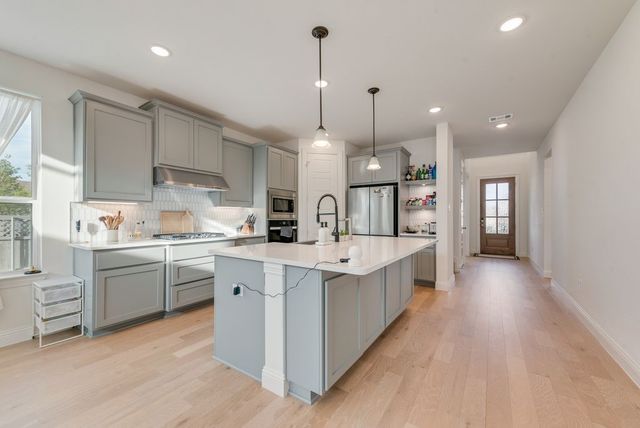 1400 Trailblazer Way, Northlake, TX 76247