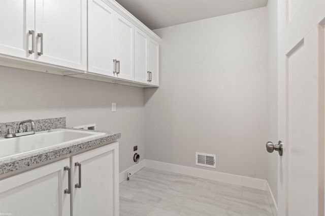 48389 Applegrove Lane, Chesterfield Twp, MI 48051