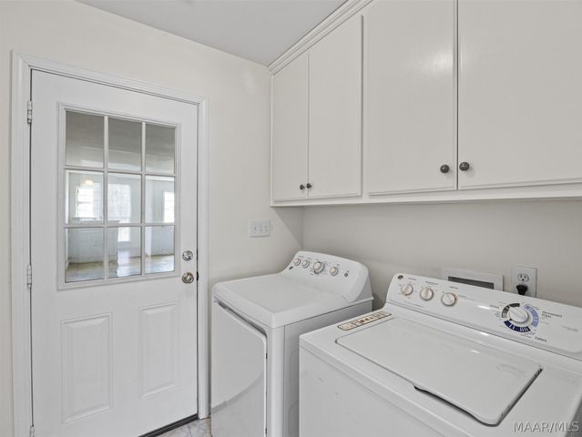 520 Buckview Court, Pike Road, AL 36064