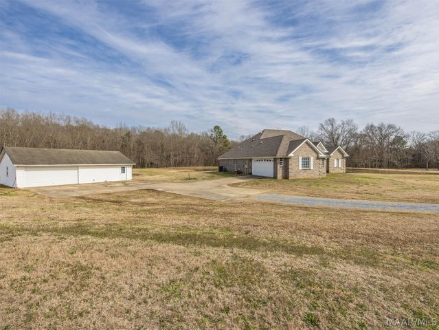 520 Buckview Court, Pike Road, AL 36064